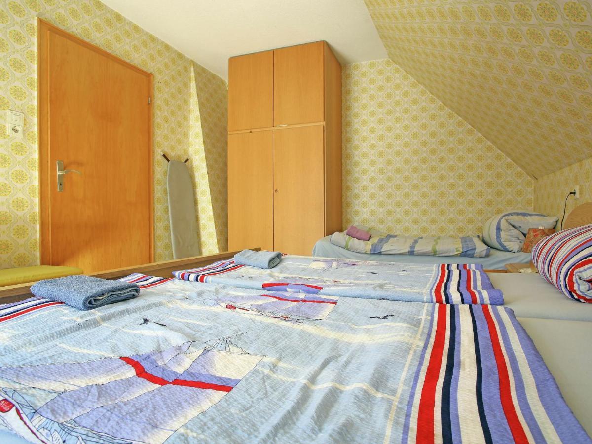 Secluded Apartment In Medebach With Terrace Kamer foto