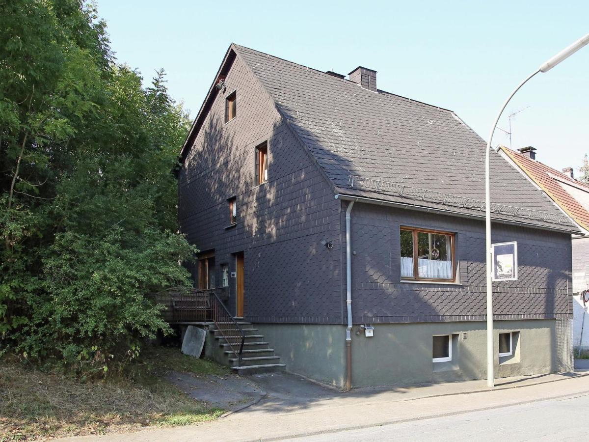 Secluded Apartment In Medebach With Terrace Buitenkant foto